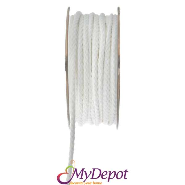 Панделка плетка от памук в бял цвят. Размер: 5 мм Х 18 метра