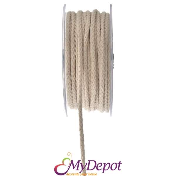 Панделка плетка от памук в бежов цвят. Размер: 5 мм Х 18 метра