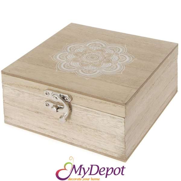 Дървена кутия с ретро принт, 13х13х7 см