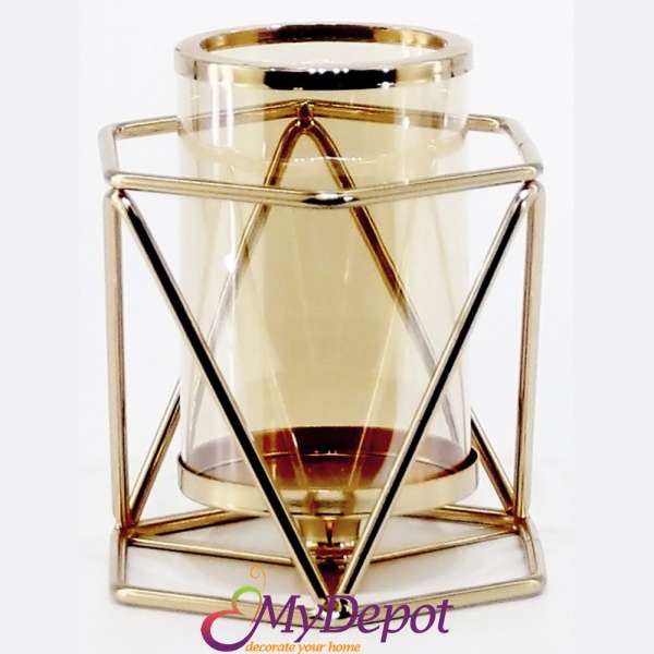 Метален свещник със стъклена чашка, злато, 13х12х15 см