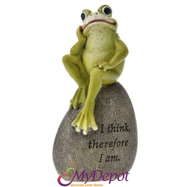 Зелена жаба върху камък с надпис - I THINK, THEREFORE I AM, 8х6х16 см