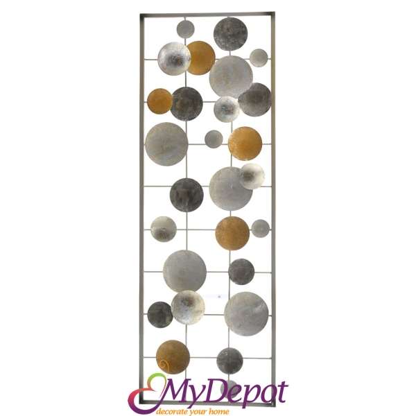 Стенна декорация в рамка от сребърни, златни и медни кръгове. Размер: 30х90 см