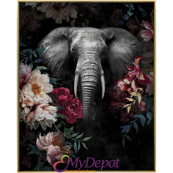 Картина слон и цветя. Рисувана с маслени бои и златна рамка. Размер: 42х52 см
