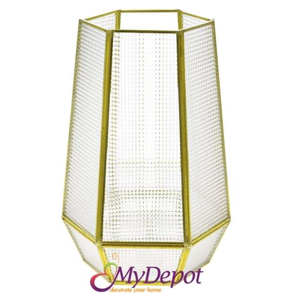 Метален златен светилник  - шестоъгълен със страници от матирано стъкло. Размер: 12х26 см  