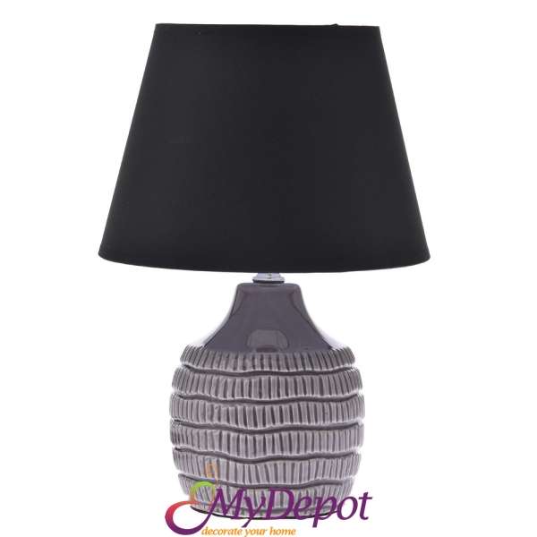 Нощна лампа със сива керамична основа и черен абажур. Размер: Ф 22х39 см