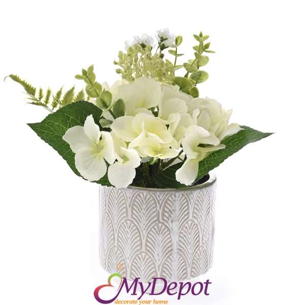 Изкуственa аранжировка от бели цветя в керамична саксия, 25 см