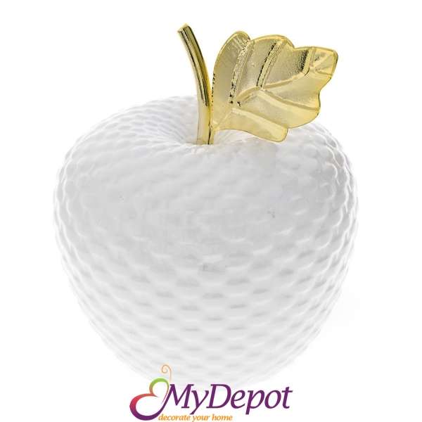 Керамична бяла ябълка с метално златно листо, Ф 12х14 см