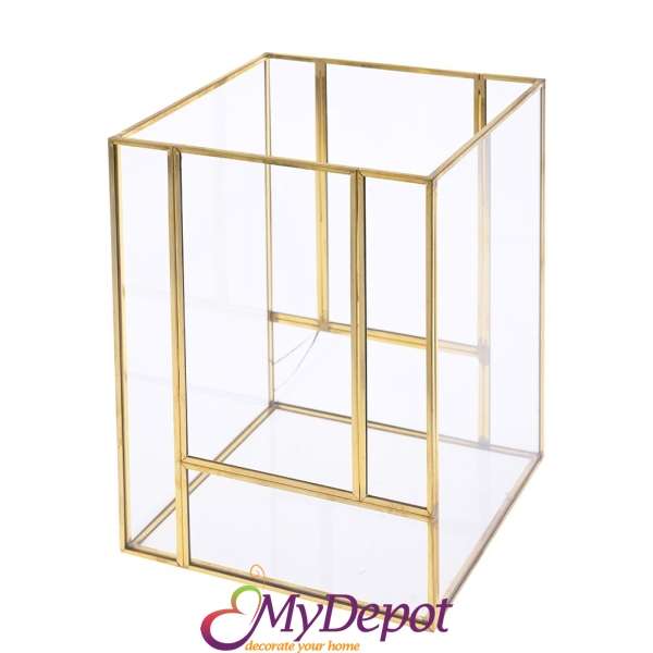 Стъклена кутия със златен кант, 14х14х19 см